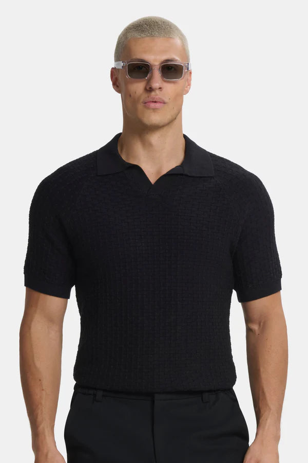 THE CAVO BLACK SHIRT